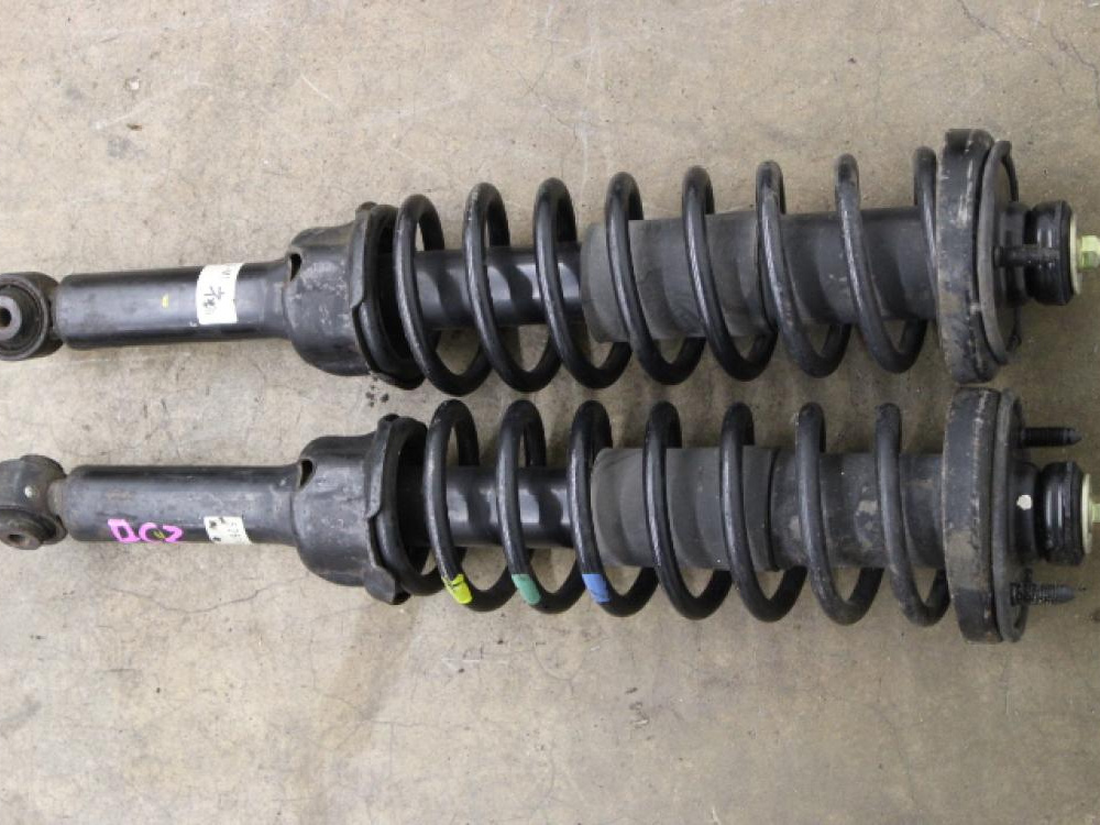 JDM 94–01 HONDA/ACURA INTEGRA DC2 SHOCK ABSORBERS: Image 3