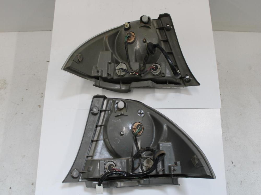 JDM Lexus Is300 LEFT/Right Tail Lights 2001-2003 Toyota Altezza both sides.: Image 4