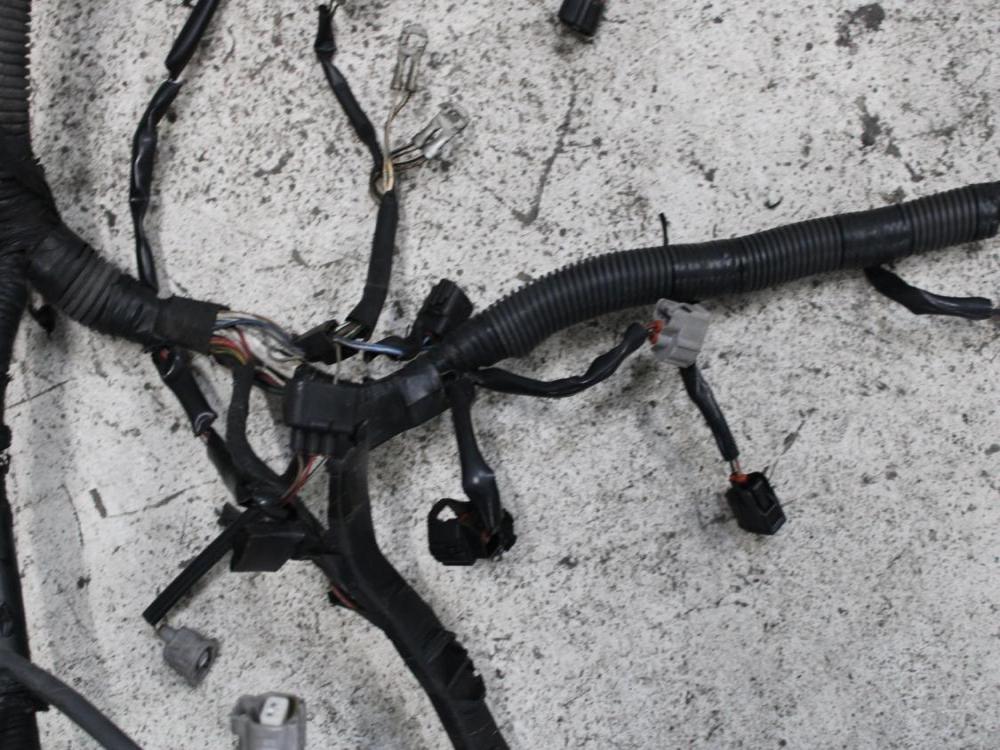 JDM 00-05 TOYOTA 2ZZ-GE WIRE HARNESS WITH ECU: Image 6