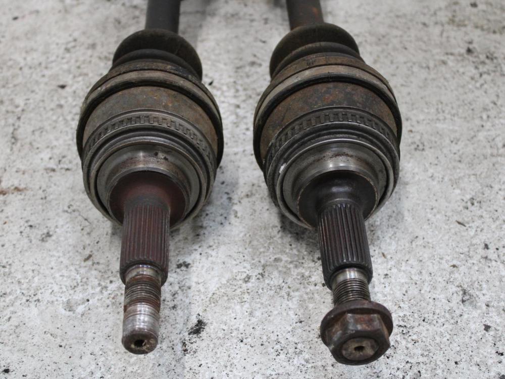 Toyota MR2 CV Axles Shaft Left Right Both Sides: Image 3