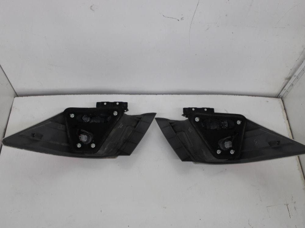 JDM 08–12 HONDA ACCORD TAIL LIGHTS: Image 2