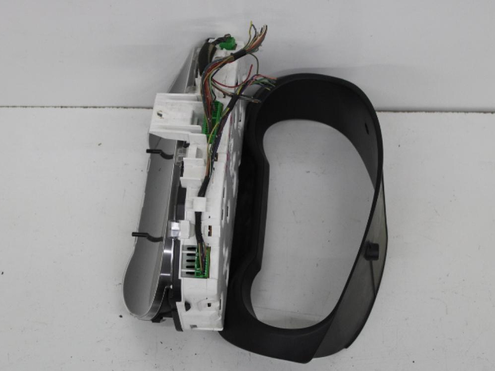 JDM 01-02 SUBARU IMPREZA WRX STI V7 CLUSTER W/CLUSTER HOOD: Image 6