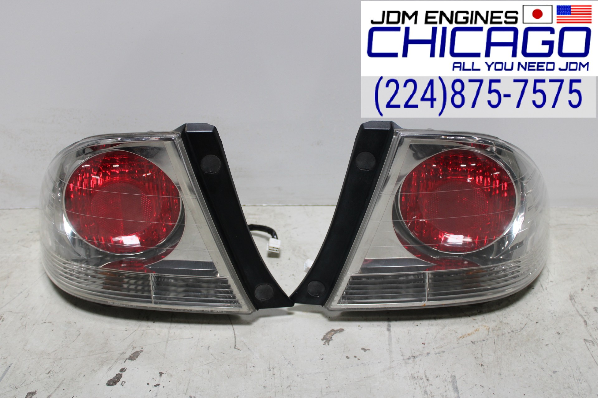 JDM Lexus Is300 LEFT/Right Tail Lights 2001-2003 Toyota Altezza both sides.