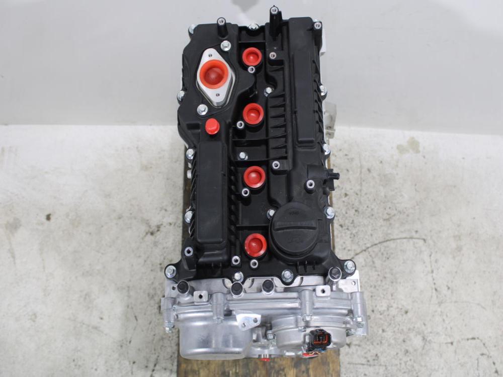 Hyundai Santa-Fe 2016-2020 G4KJ 2.4L Inline 4 G4KJ GDI Brand New Engine: Image 1