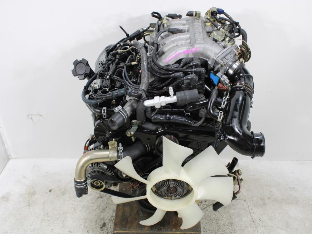 JDM NISSAN 96-00 PATHFINDER 99-04 FRONTIER XTERRA 3.3L V6 VG33E ENGINE: Image 1