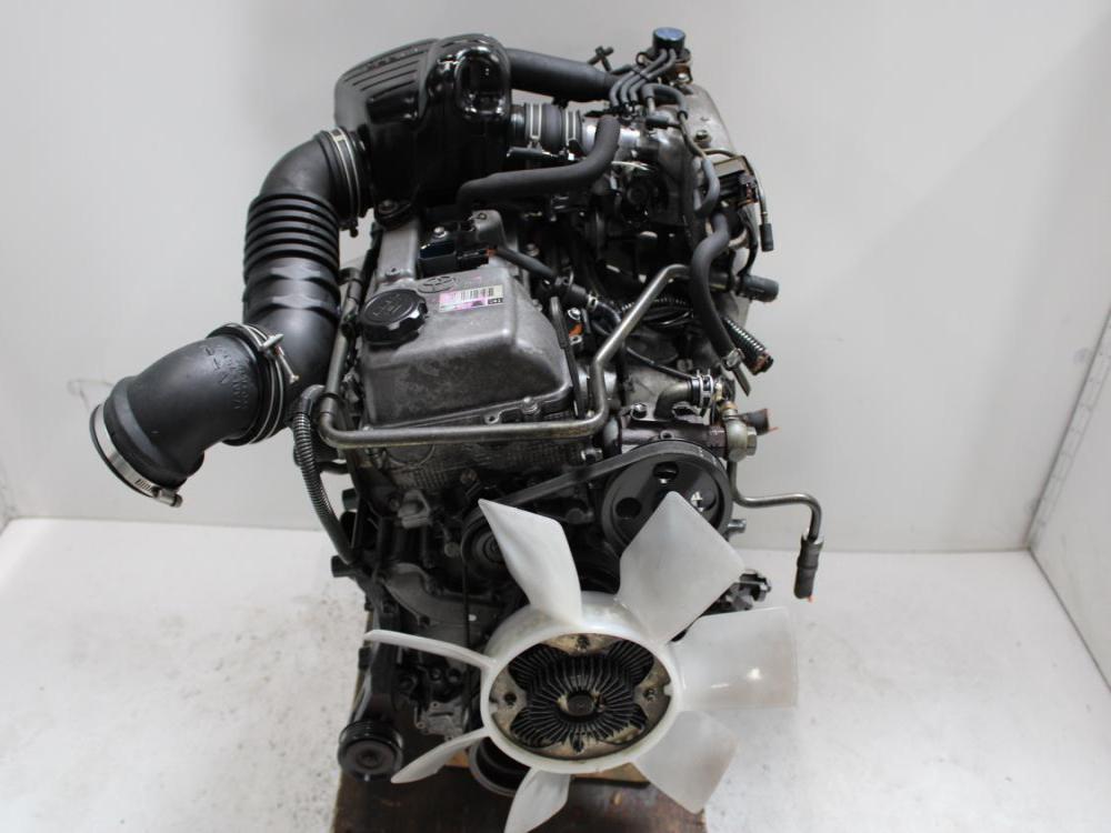 JDM 1997-2004 TOYOTA TACOMA T100 4RUNNER 3RZ-FE 2.7L DOHC 4 CYLINDER ENGINE: Image 1