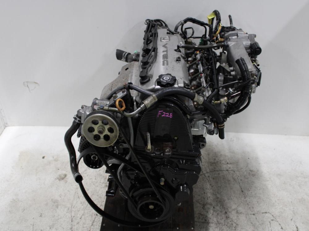 JDM 1994-1997 HONDA ACCORD F22B 2.2L SOHC VTEC ENGINE: Image 5