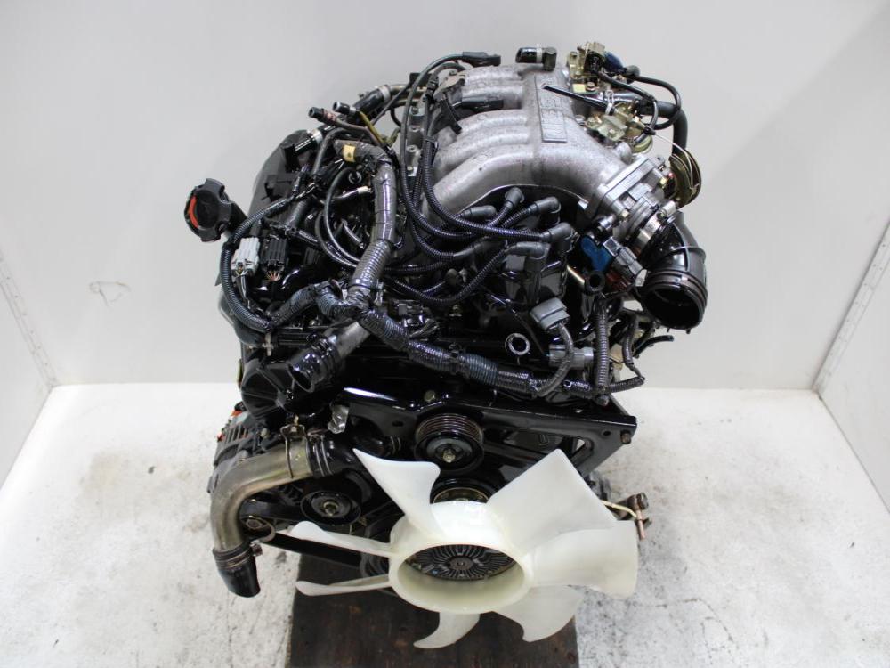 JDM NISSAN 96-00 PATHFINDER 99-04 FRONTIER XTERRA 3.3L V6 VG33E ENGINE: Image 1