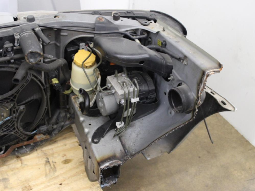 03-08 SUBARU FORESTER FRONT CUT: Image 6