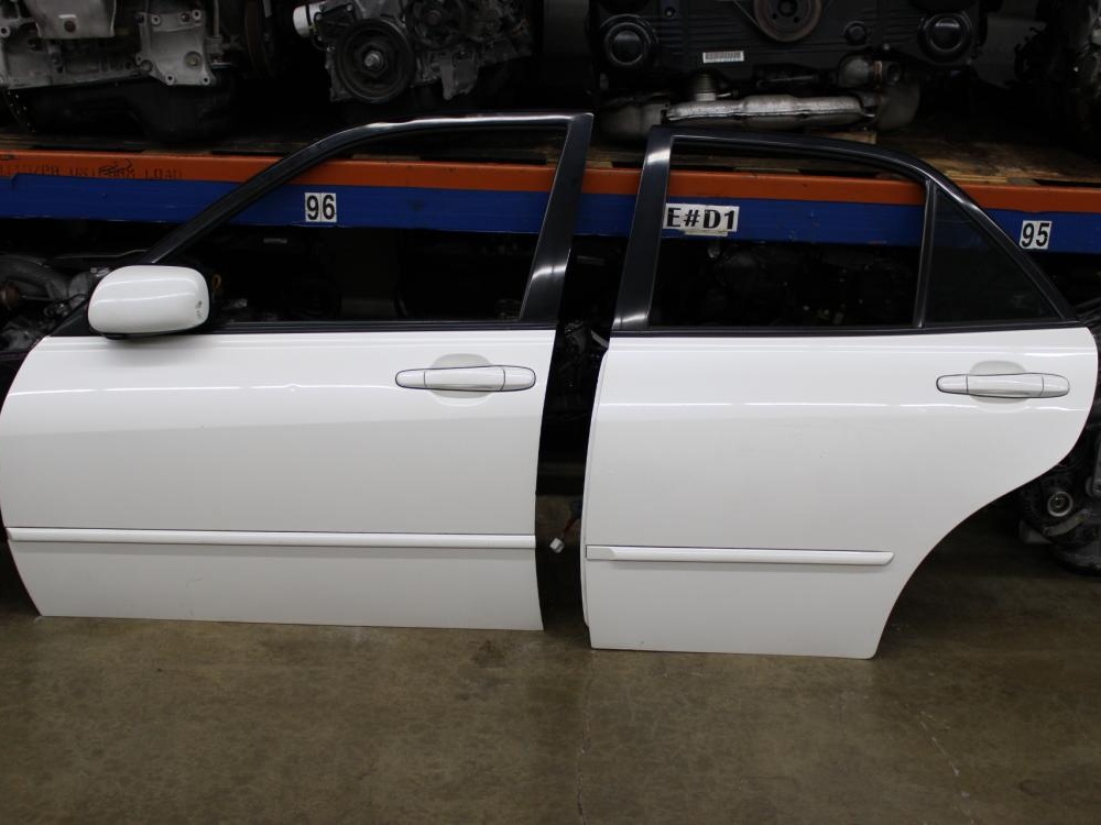 JDM 1998-2005 TOYOTA ALTEZZA SX10 LEXUS IS200, IS300 4 DOORS ONLY: Image 9