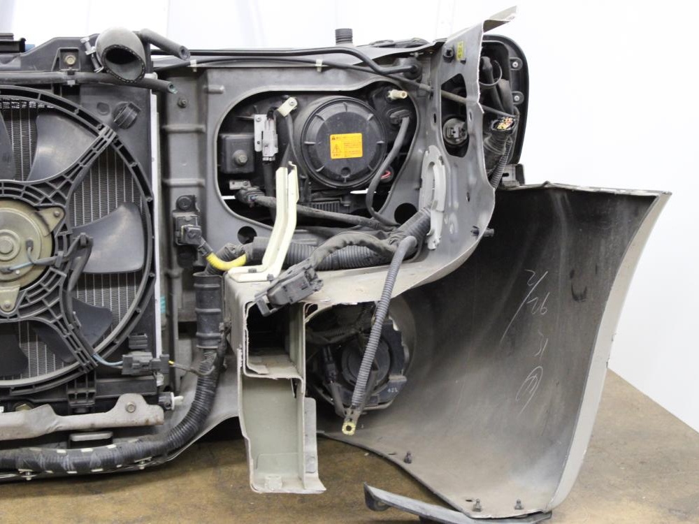 JDM 2003-2008 SG5, SG9 SUBARU FORESTER FRONT END NOSE CUT: Image 16