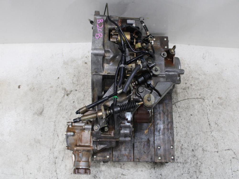 JDM 1997-2001 HONDA CRV B20B 2.0L DOHC AWD 5SPEED MANUAL TRANSMISSION: Image 4
