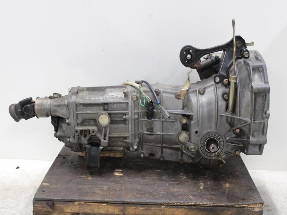 JDM 2002-2005 SUBARU IMPREZA WRX 5SPEED MANUAL TRANSMISSION AXLE MALE: Image 8