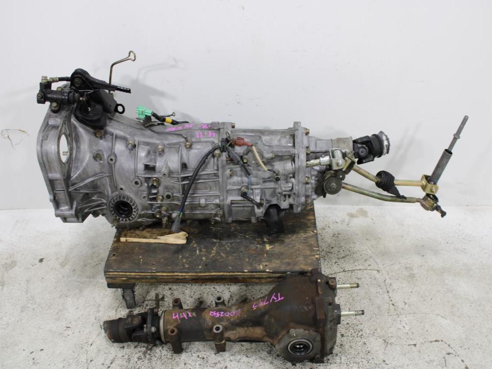 JDM 2008-2014 SUBARU IMPREZA WRX EJ20 TURBO 5 SPEED AWD M/T WITH REAR DIFF: Image 1